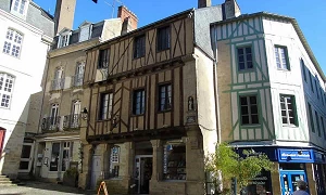 Place Valencia - la maison de St Vincent Ferrier